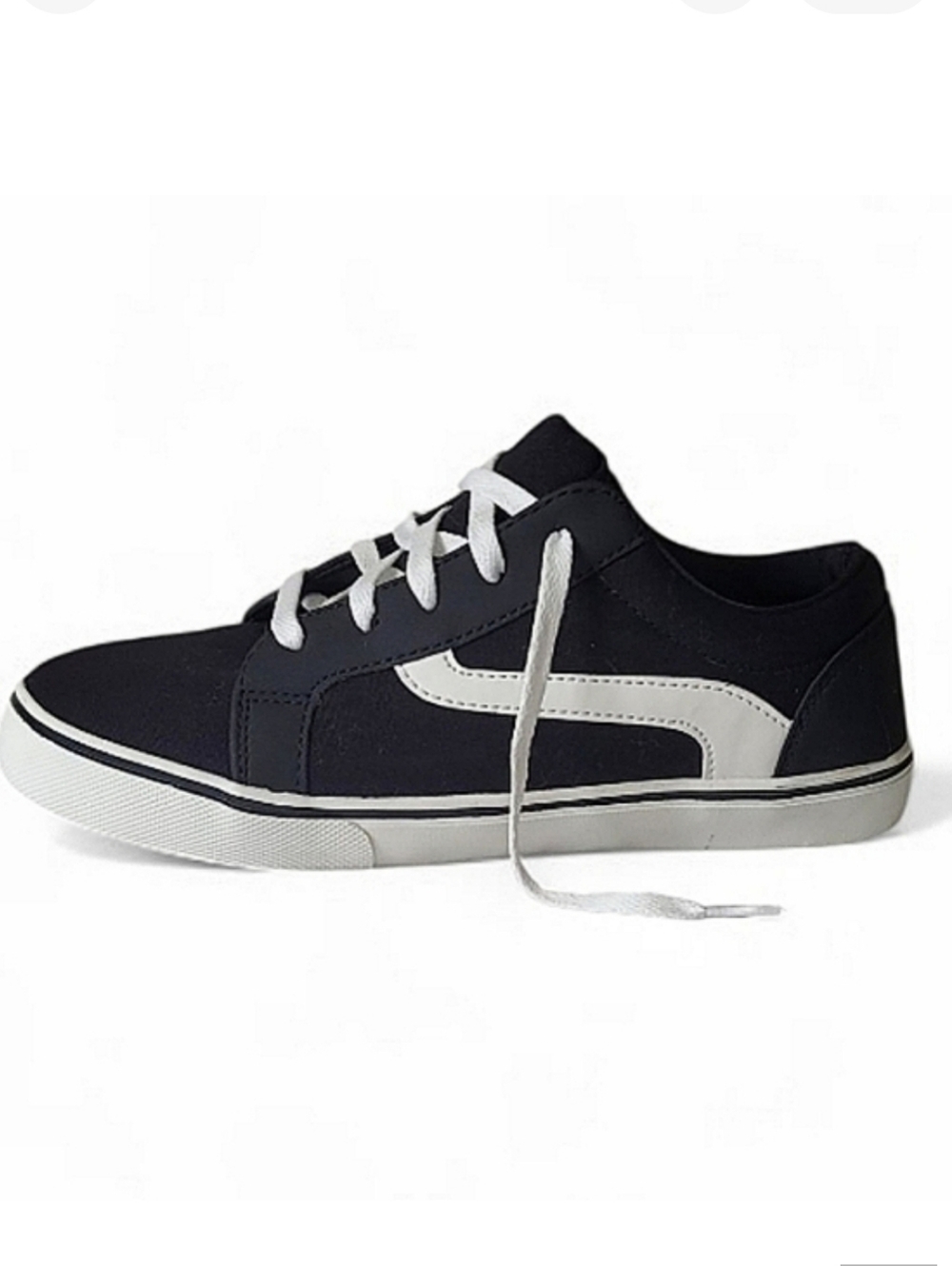 🆕️ Black & White Canvas Sneakers